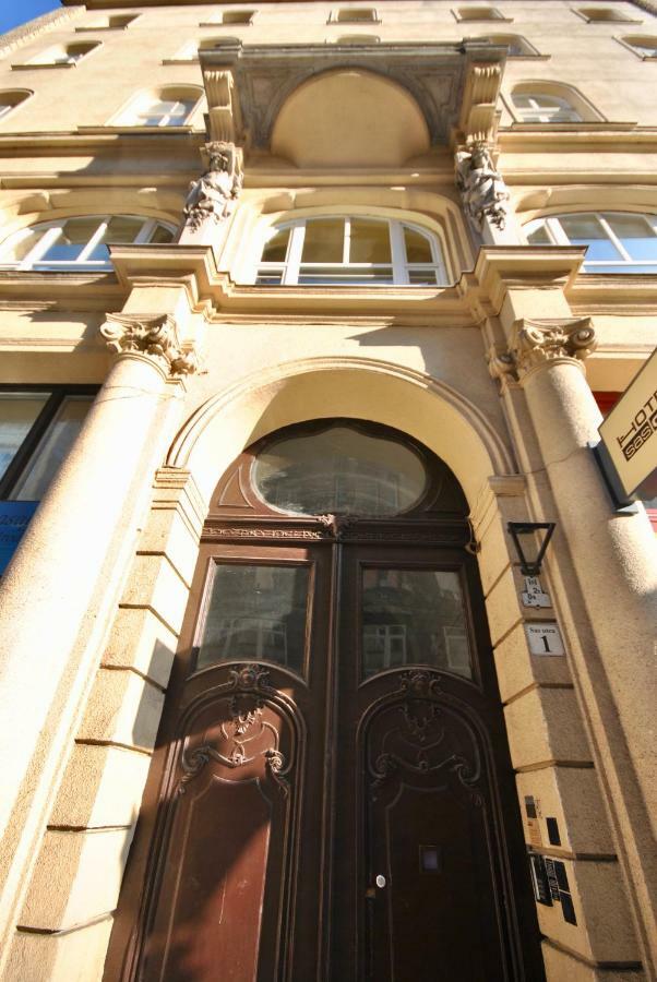 Krane Apartments Sas Budapest Ngoại thất bức ảnh